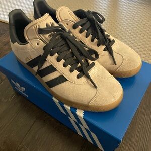 Adidas Beige and Black Men's Shoes